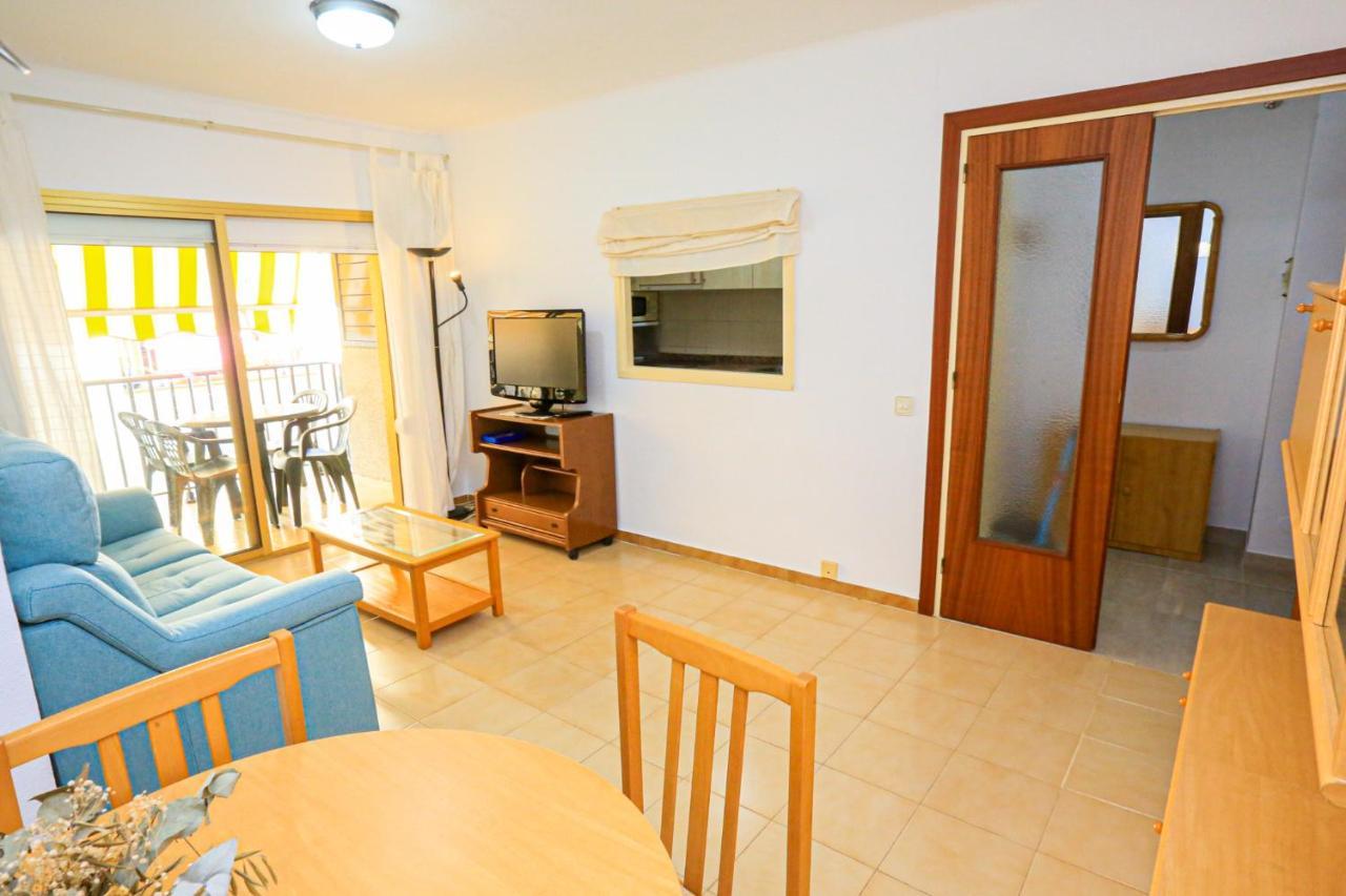 Pins I Mar - Only Families Apartment Cambrils Exterior photo